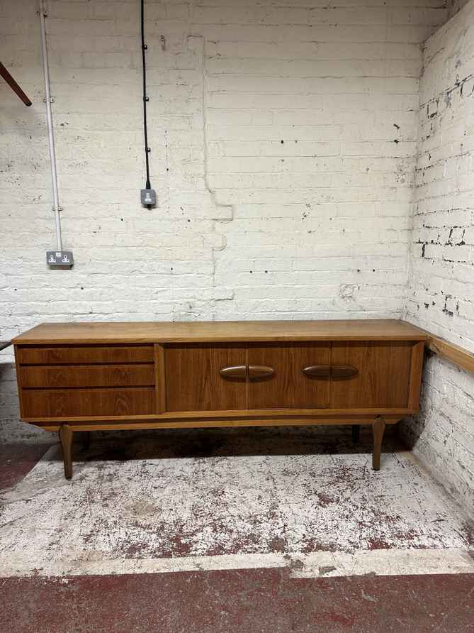 Vintage Mcm Teak Large 1970's Stateroom Sideboard By Stonehill