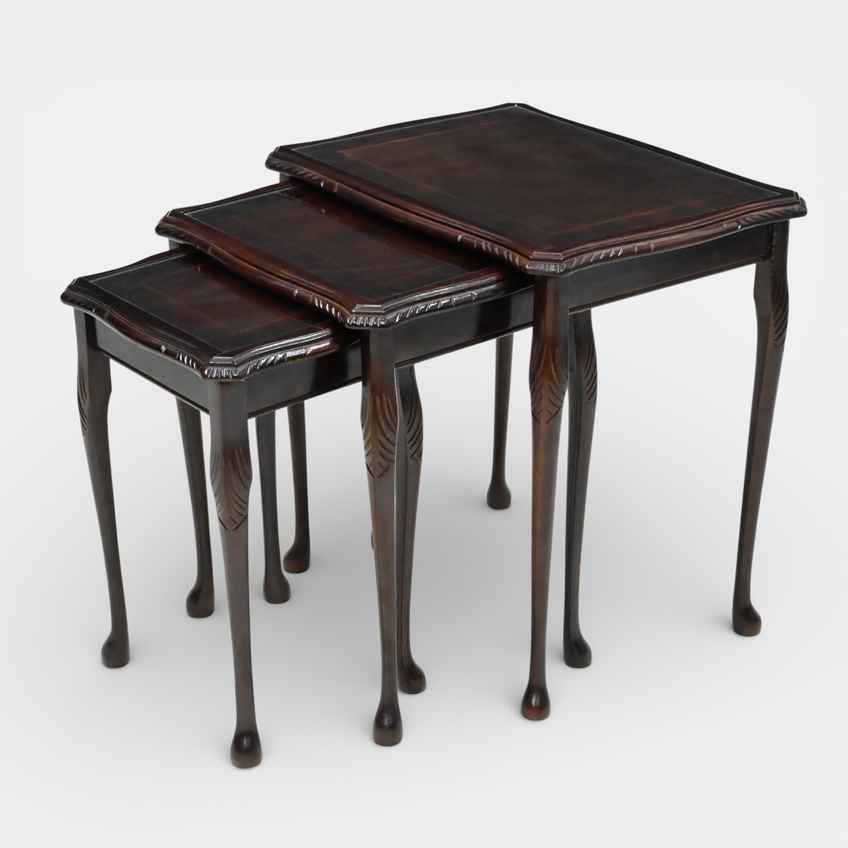 Vintage & Antique Nesting Tables For Sale | Vinterior
