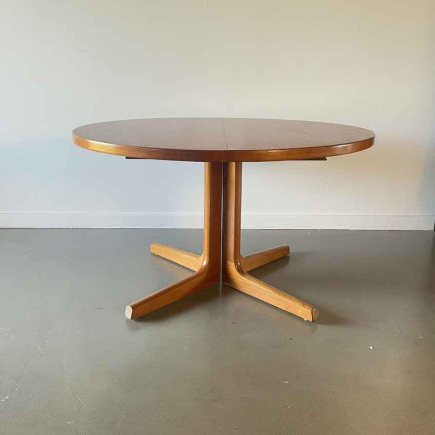 Nathan Dining Table Round Extendable | Nathan | Vinterior